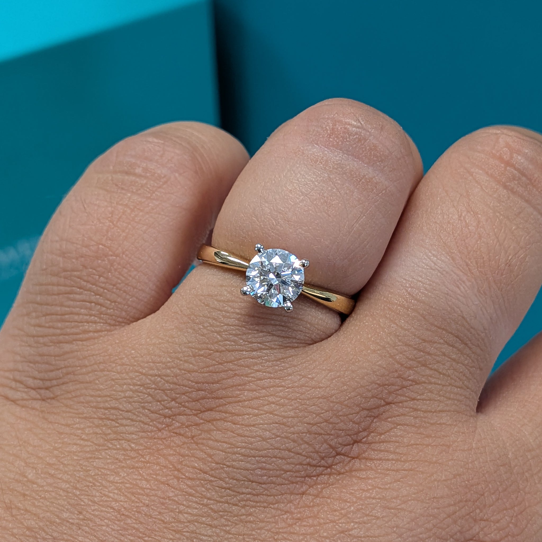 Diamond Solitaire Engagement Ring in 18ct Yellow Gold, 1.01ct
