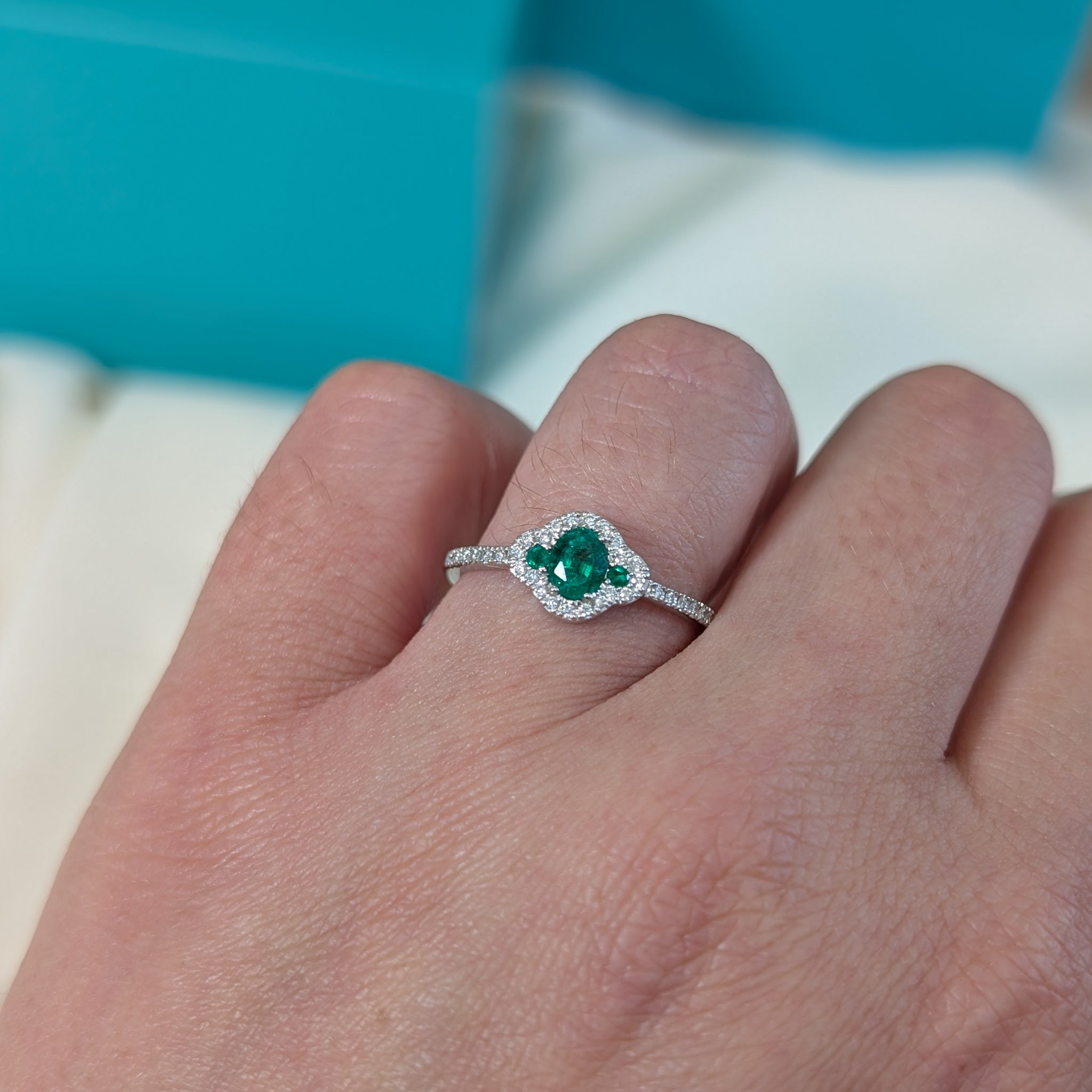 Emerald and diamond ring in 18ct white gold