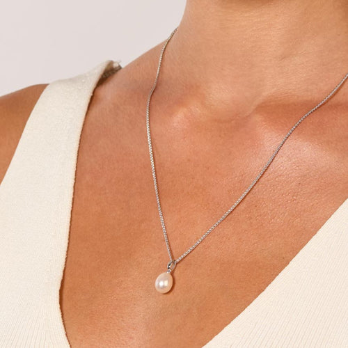 Kit Heath Revival Classic Pearl Necklace in Silver