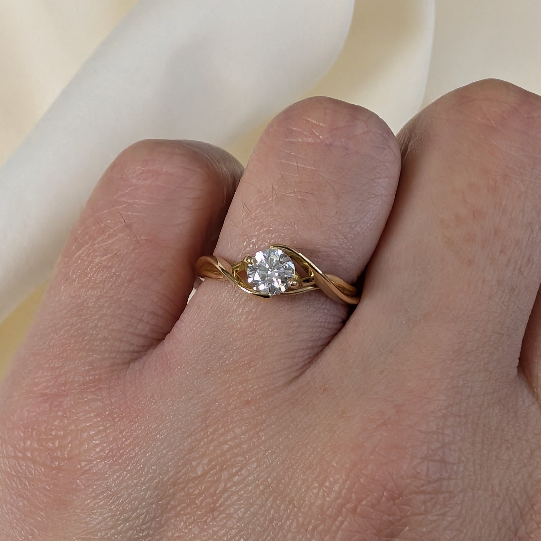 Laboratory Grown Brilliant Cut Diamond Solitaire Ring with Wraparound Shoulders in 18ct Yellow Gold, 0.44ct.
