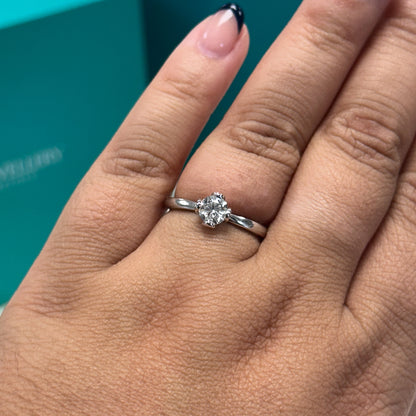 Brilliant cut diamond solitaire ring in platinum, 0.50ct