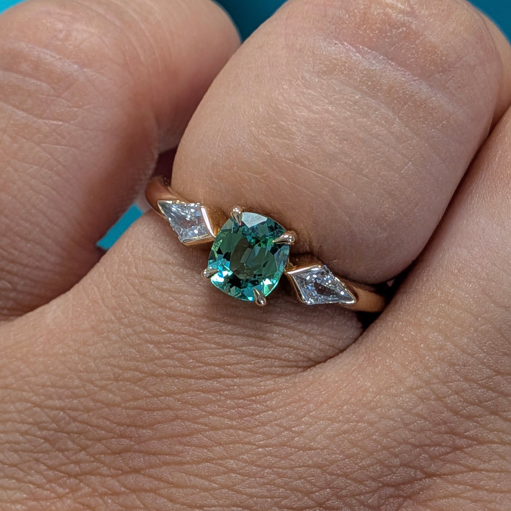 Green Lagoon Tourmaline &amp; Diamond Three Stone Ring in 9ct Yellow Gold, 0.97ct