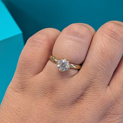 Brilliant Diamond Solitaire Engagement Ring in 18ct Gold, 1.02ct