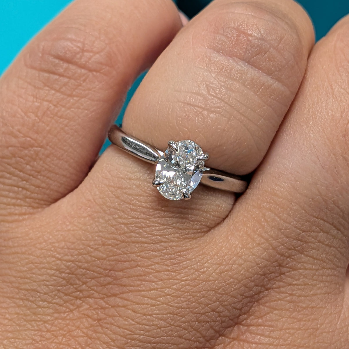 Laboratory Grown Oval Cut Diamond Solitaire Engagement Ring in Platinum, 1.00ct