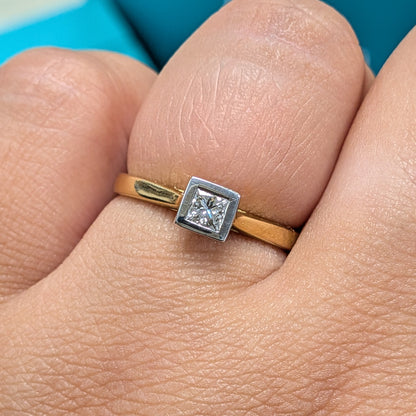 Princess Cut Diamond Solitaire Engagement Ring in 18ct Yellow Gold, 0.25ct