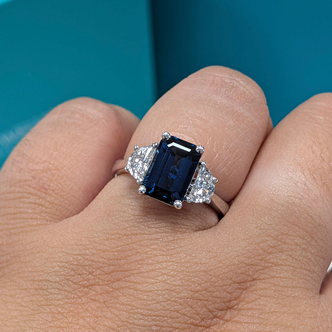 Blue Sapphire &amp; Diamond Three Stone Engagement Ring in Platinum, 3.52ct
