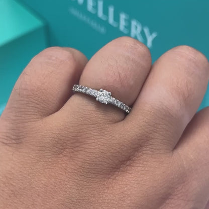 Diamond ring with diamond set shoulders in 18ct white gold, 0.50ct