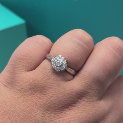 Diamond floral cluster ring in 18ct white gold, 0.27ct