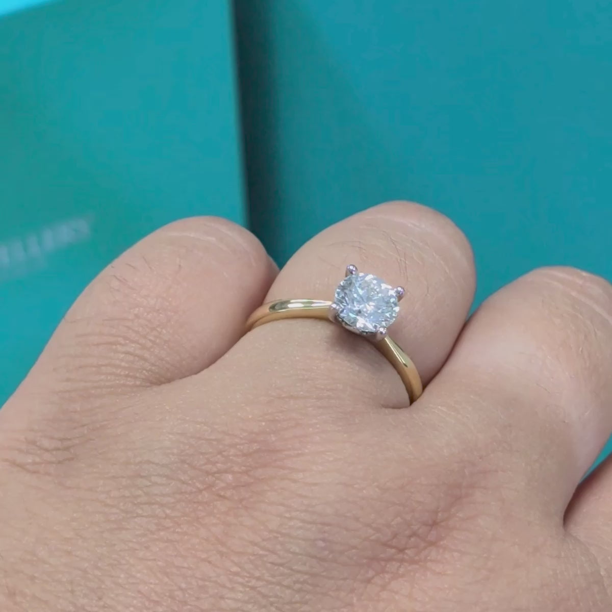 Diamond Solitaire Engagement Ring in 18ct Yellow Gold, 1.01ct