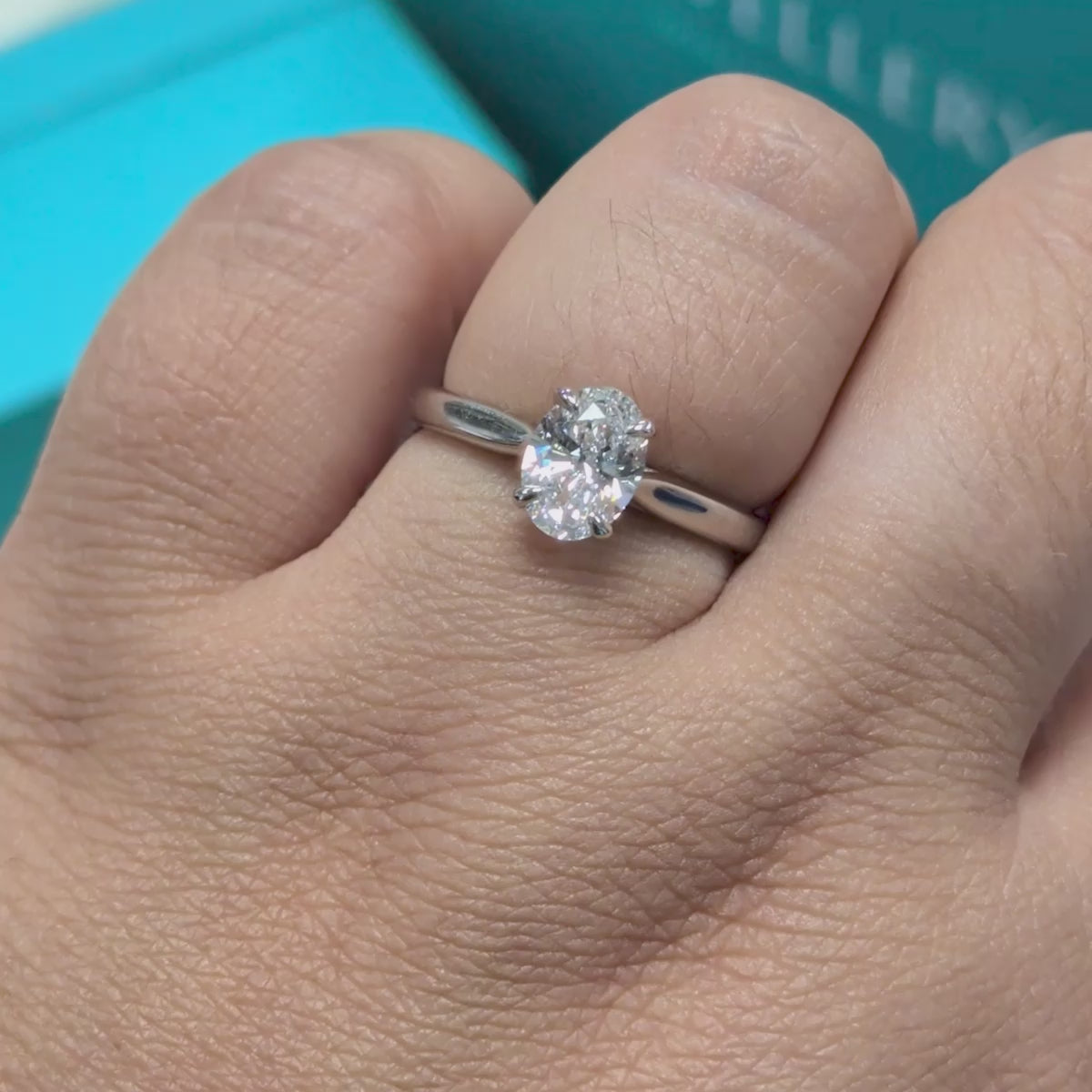 Laboratory Grown Oval Cut Diamond Solitaire Engagement Ring in Platinum, 1.00ct