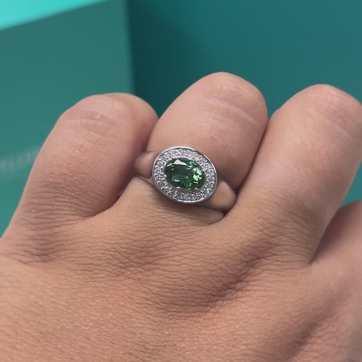 Green Tourmaline and diamond ring in 18ct white gold