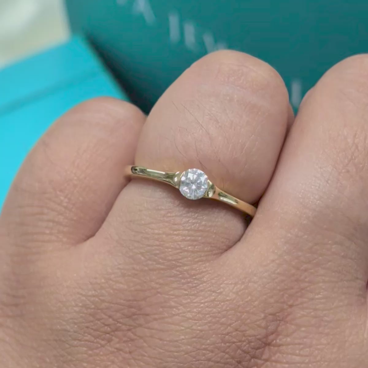 Diamond Solitaire Engagement Ring in 18ct Yellow Gold, 0.28ct