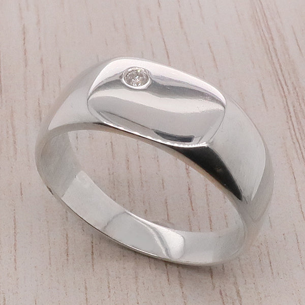 Diamond set signet ring in silver
