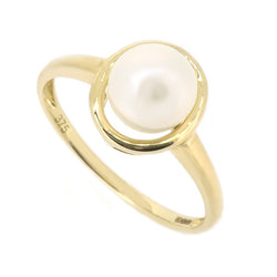 Freshwater pearl ring in 9ct gold