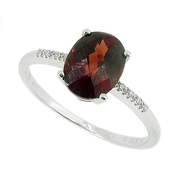 Garnet and diamond ring in 9ct white gold