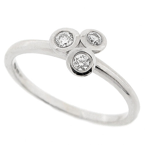 Diamond three stone cluster ring in 18ct white gold, 0.10ct