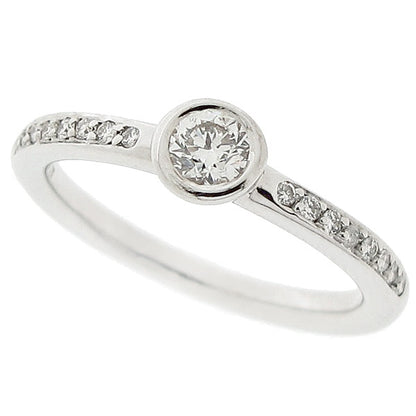 Diamond ring with diamond set shoulders in 18ct white gold, 0.30ct