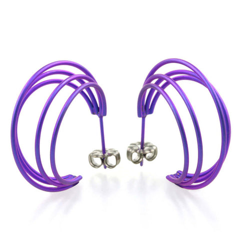 Multi-strand hoop earrings in titanium