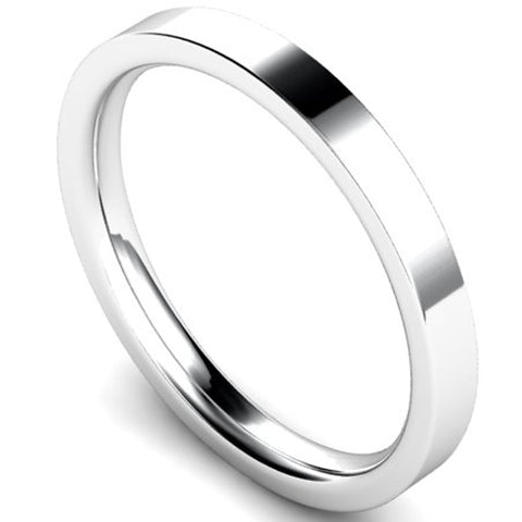 Edged flat court profile wedding ring in white gold. 2.5mm width