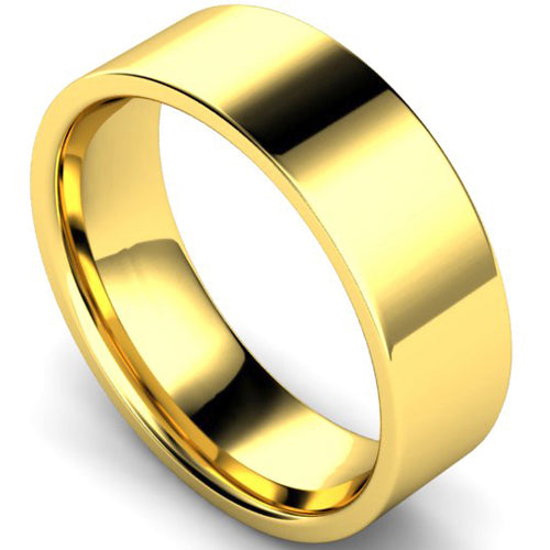 Edged flat court profile wedding ring in yellow gold, 7mm width